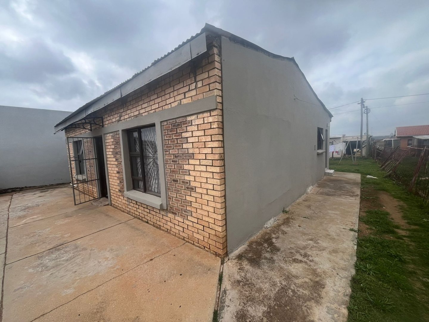 4 Bedroom Property for Sale in Kwa Nobuhle Eastern Cape